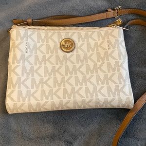 MK Crossbody bag- NEW